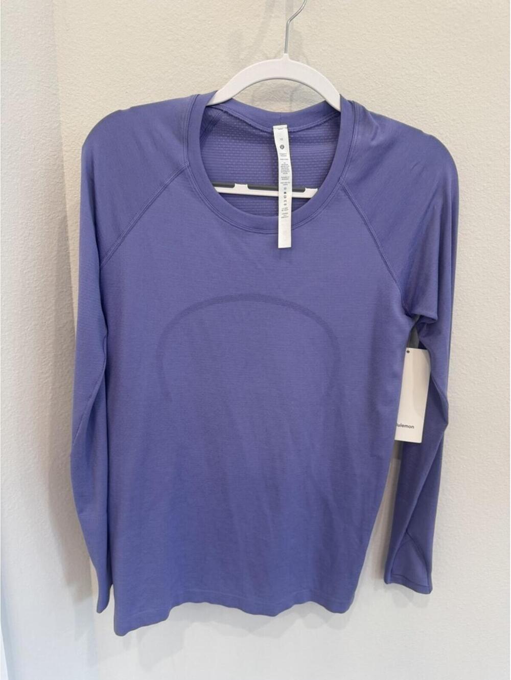 Lululemon Long Sleeve Athletic Top Size 10 Purple - NWT
